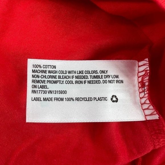 NWT Wild Fable Red Long Sleeve Cropped Boxy T-Shirt Size Large Women’s - Picture 6 of 7